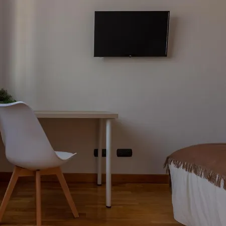 Ah Delux3rooms Campus Milan Vut6519as