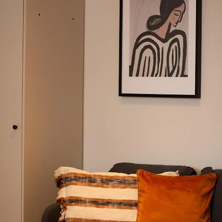 Apartment Ah Delux3rooms Campus Milan Vut6519as *