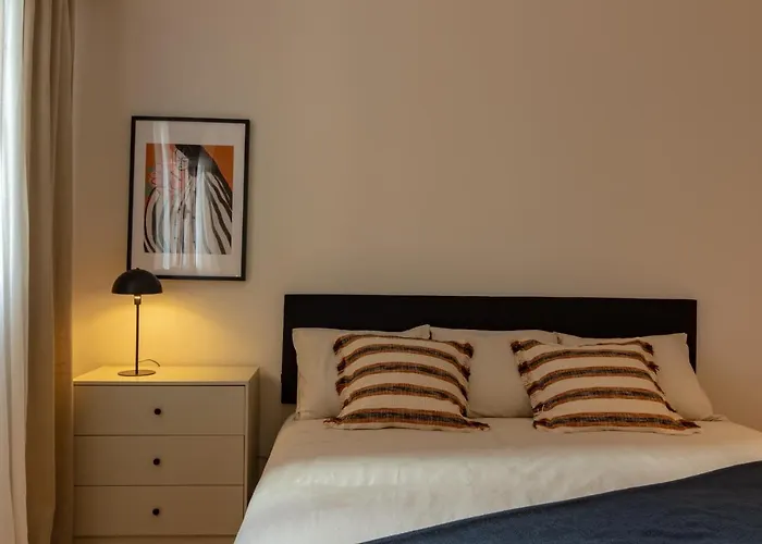 Ah Delux3rooms Campus Milan Vut6519as اوفيدو