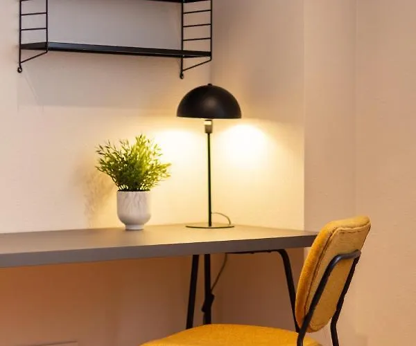 Ah Delux3rooms Campus Milan Vut6519as