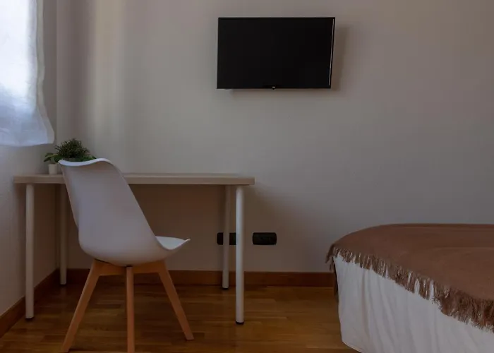 Ah Delux3rooms Campus Milan Vut6519as